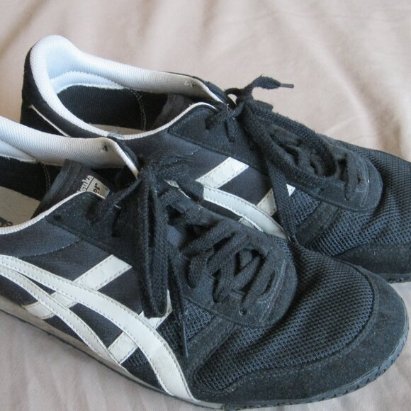 Onitsuka Tiger by Asics Other - Asics Onitsuka Tiger Ultimate 81